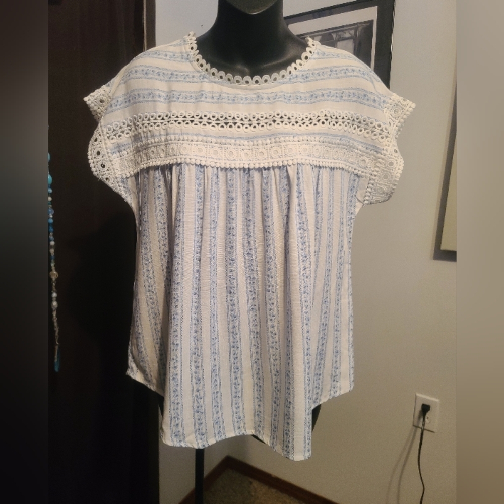🐰Mine Blue and White Striped Blouse